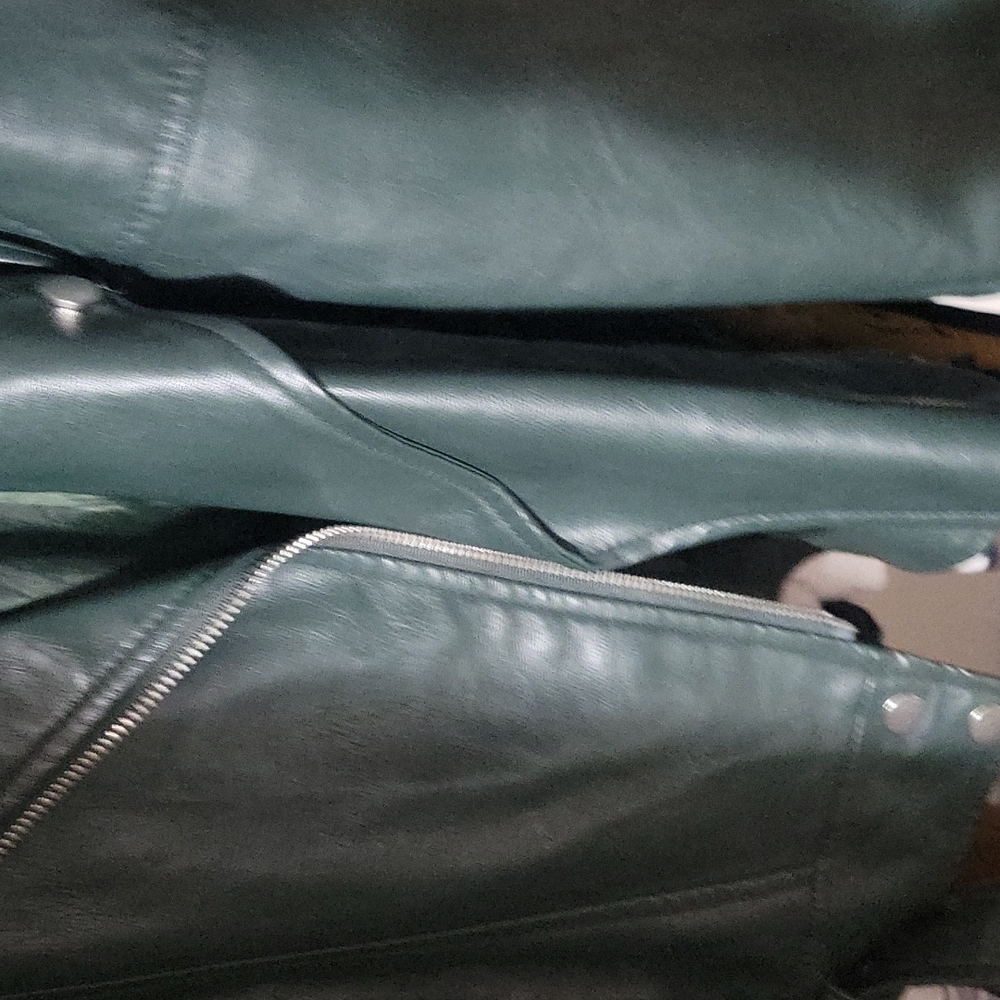 Jacket - Picture 3 of 3